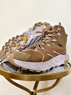 HOKA Anacapa Mid GTX Hiking Booties